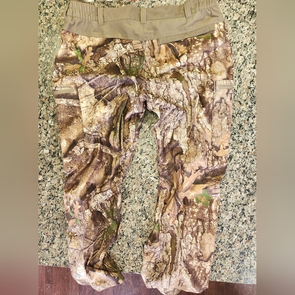 Realtree APX All Seasons Camo Cargo Pants - Picture 8 of 10